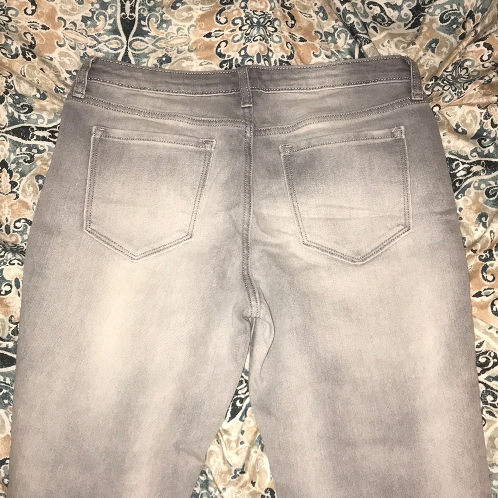 Jeans - Picture 3 of 4